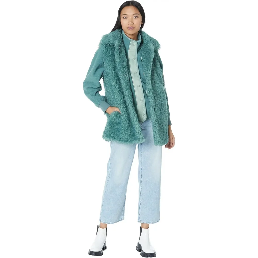 UGG Tammie Faux Fur vest - Picture 3 of 17